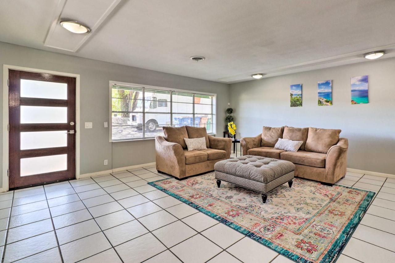 Renovated Austin Home With Yard About 9 Mi To Dtwn! Exterior photo