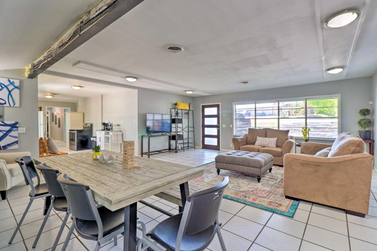 Renovated Austin Home With Yard About 9 Mi To Dtwn! Exterior photo